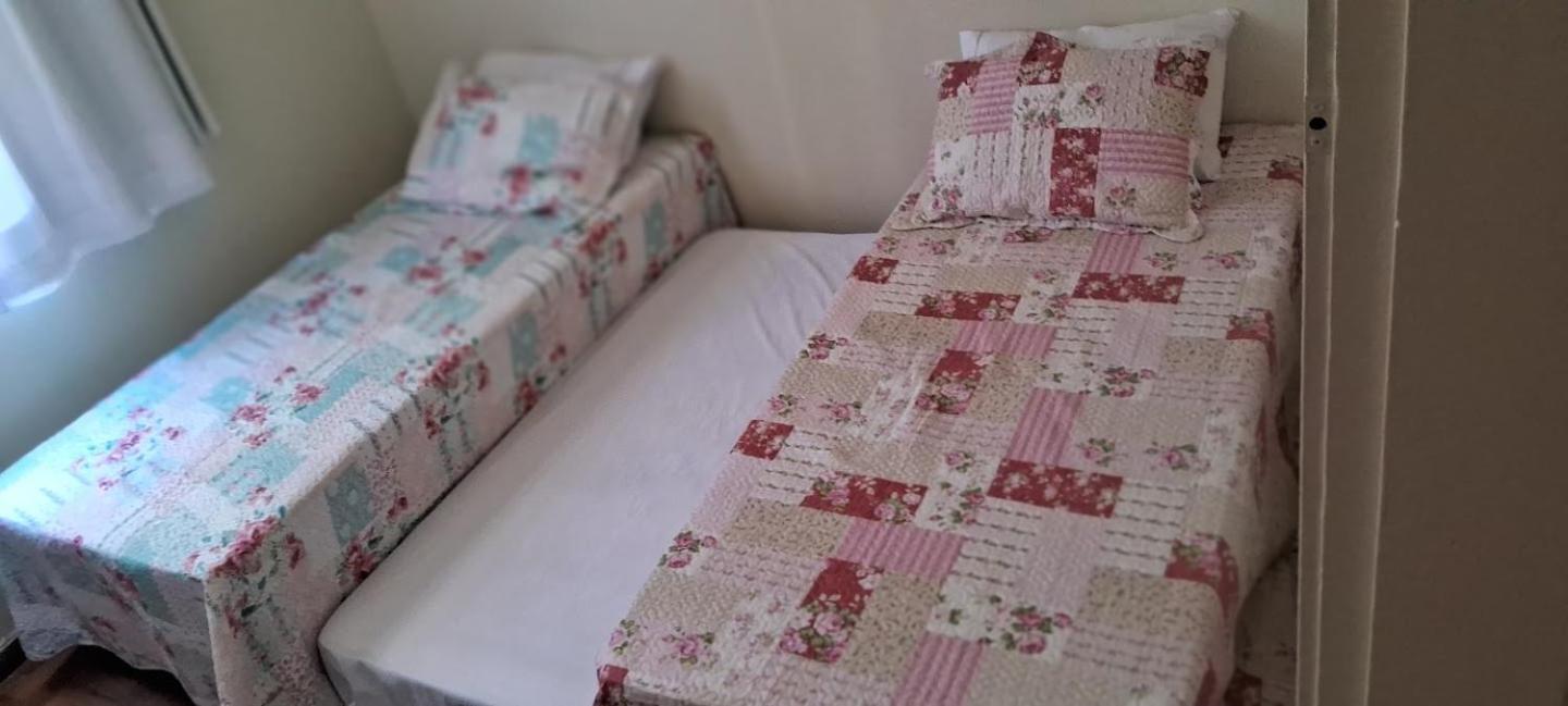 Apartamento No Centro De Нова-Фрибурго Екстериор снимка